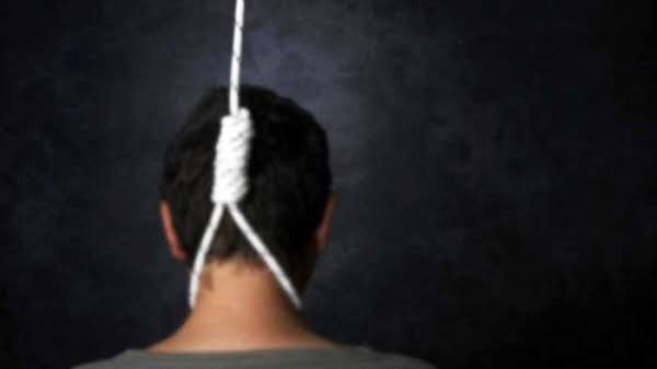 Suicide by hanging in Dhamairhat, Naogaon